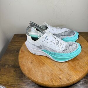Nike ZoomX Vaporfly Next% 2 Women's Size 7 Shoe White Aurora Green CU4123-101